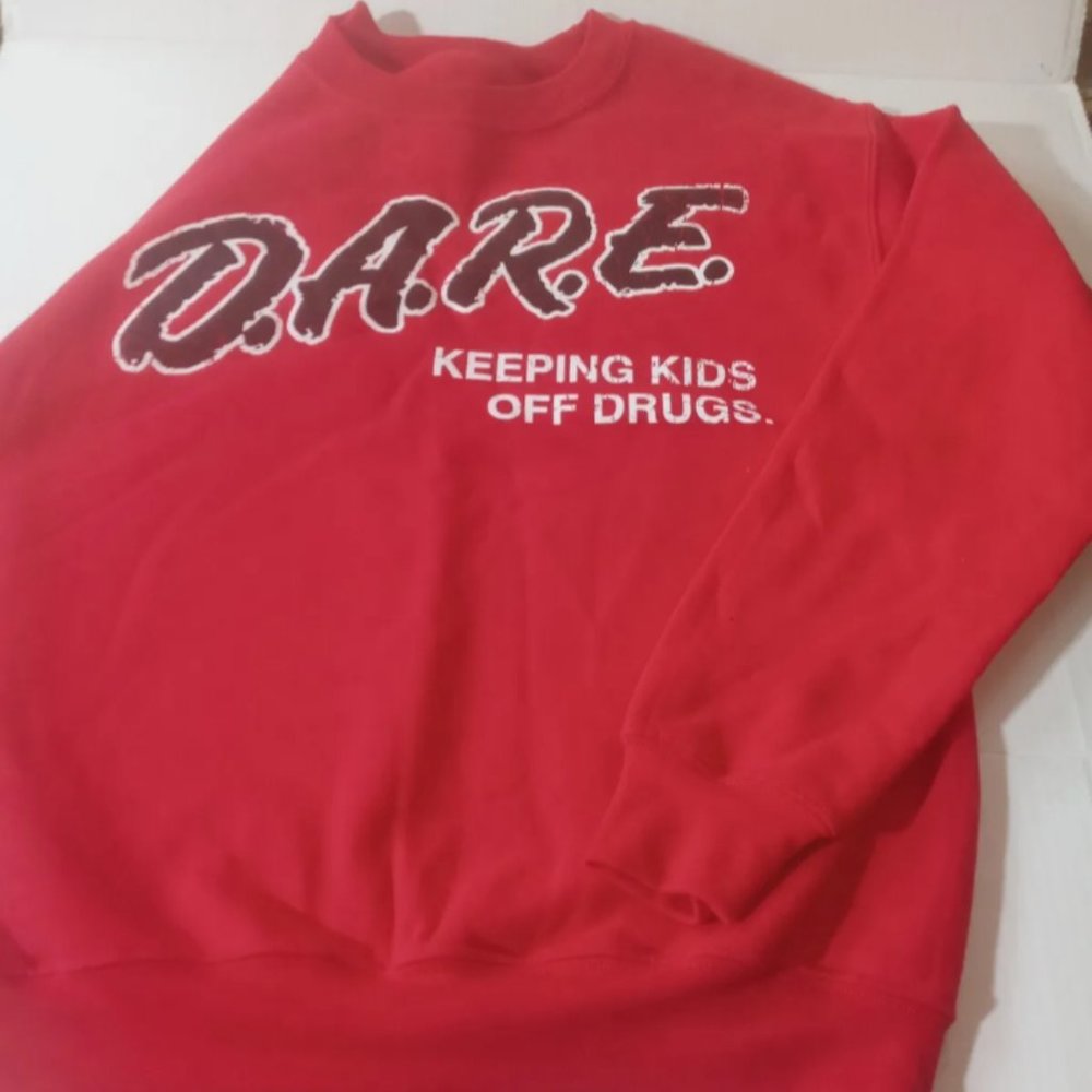 D.a.r.e crew neck sweater